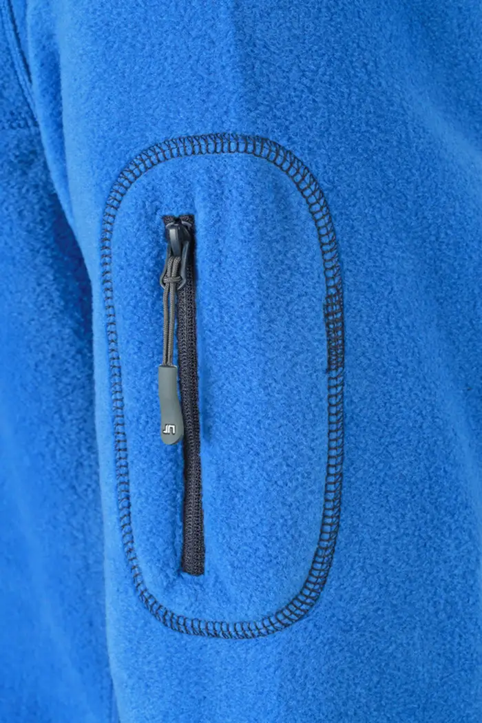 Detailbild Ärmeltasche der Daiber JN842 Fleecejacke, Farbe royal-navy