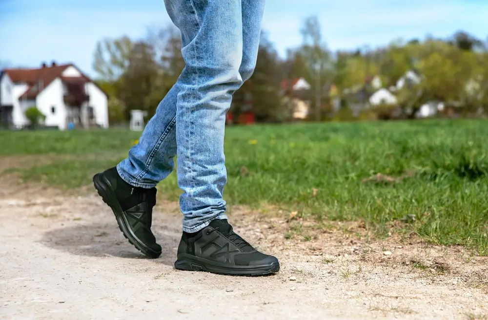 Freizeitschuhe für Herren Connexis GO 2.0 GTX low schwarz