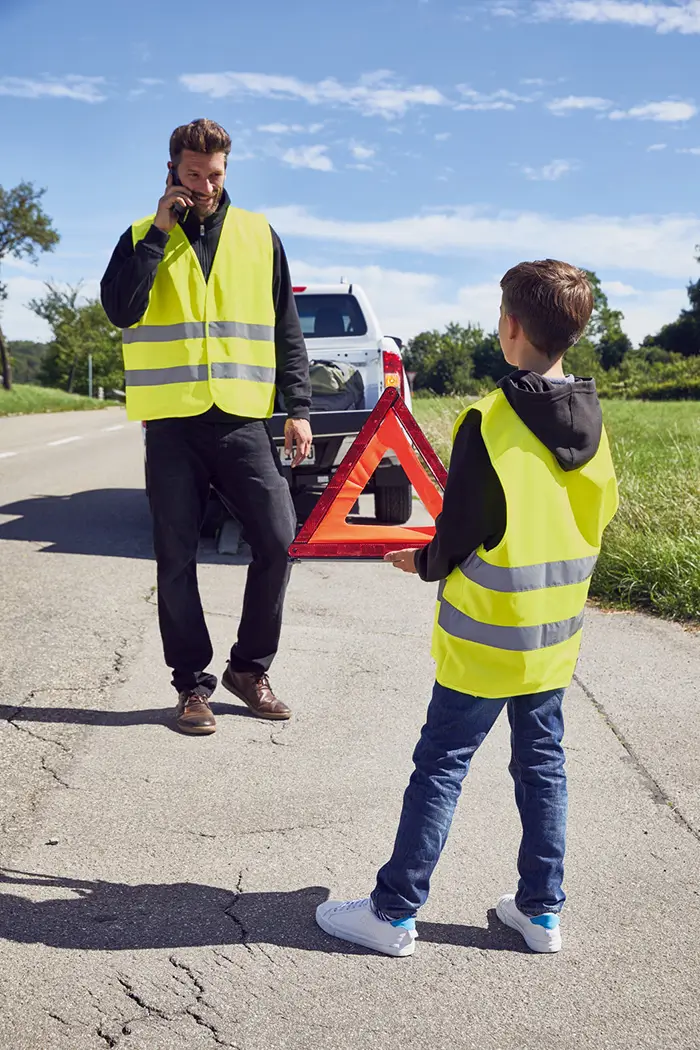 Vater und Kind tragen Daiber Kinder Kapuzensweat Hoodie – klassischer Kapuzenpullover für Alltag und Freizeit