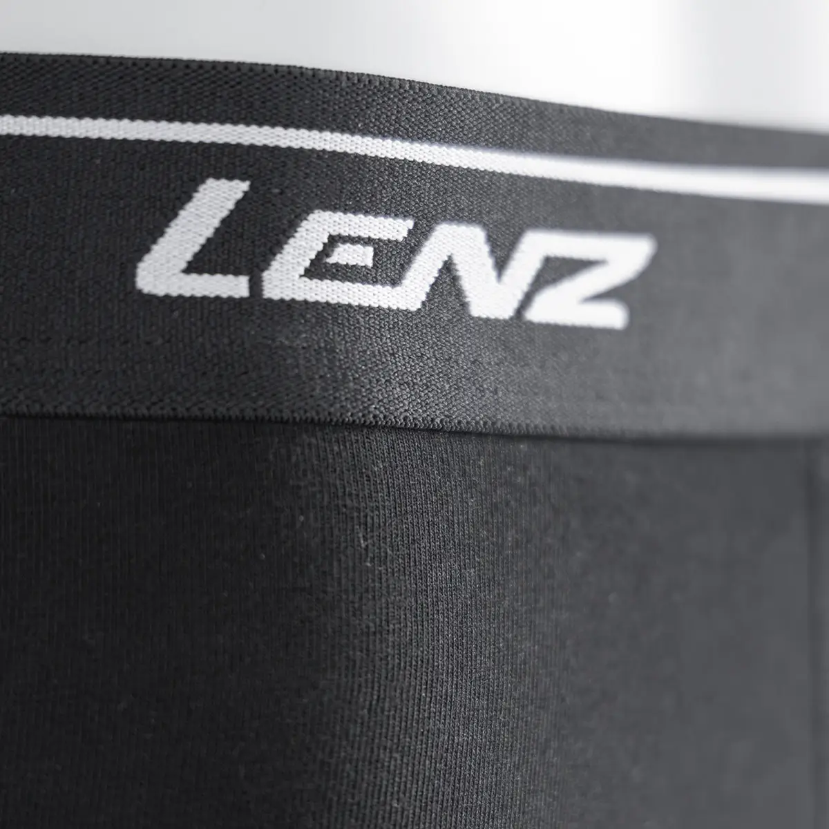 Lenz Men Boxershorts schwarz 2er-Pack elastischer Komfortbund im Detail