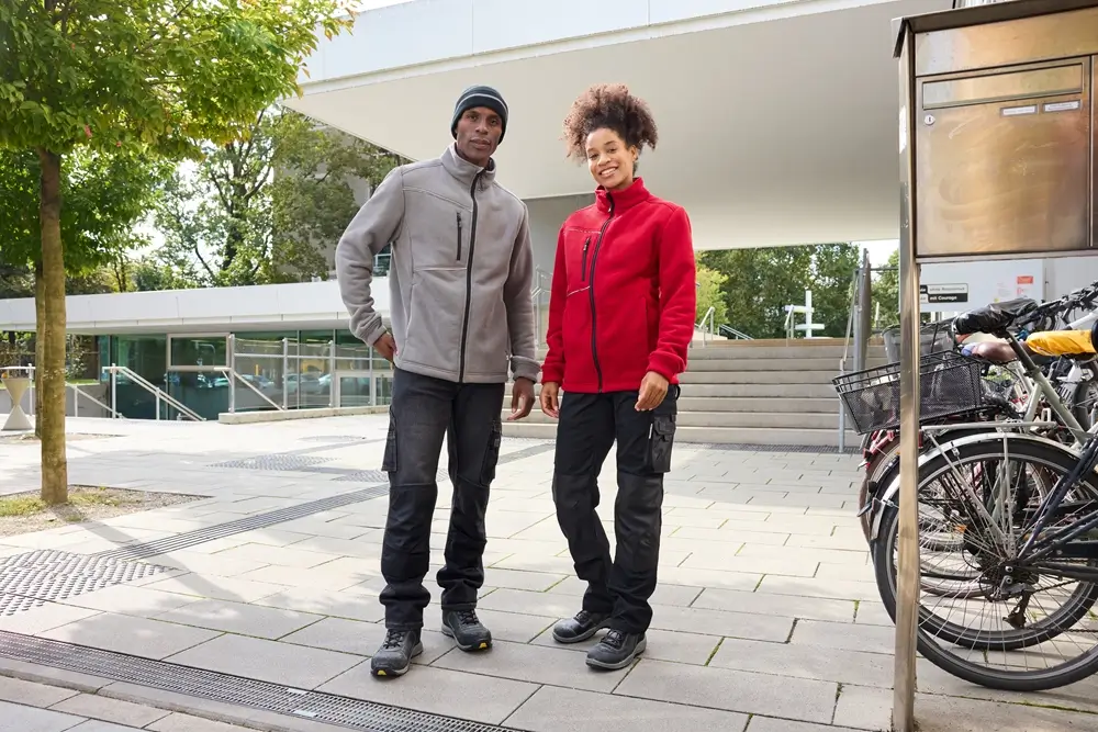 Übergangsjacke für Damen und Herren in Cord-Optik Übergangsjacke Unisex grau und rot in Cordoptik