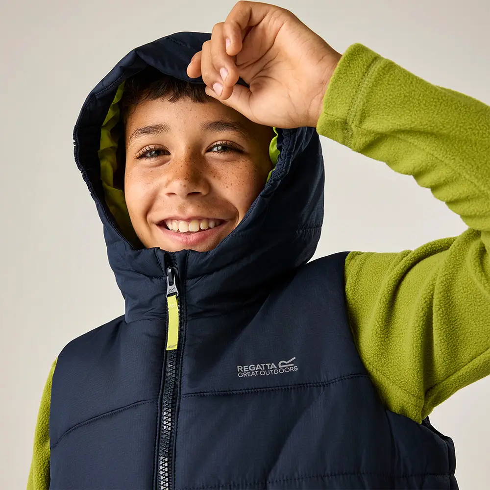 Regatta Kinderweste Lofthouse lila – Detailansicht Kapuze