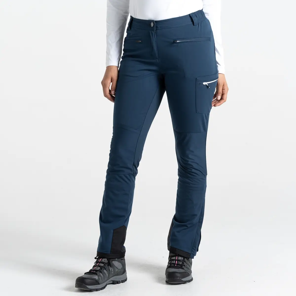 Dare2B Damen Softshellhose Appended dunkelblau Softshellhose dunkelblau ansicht vorne