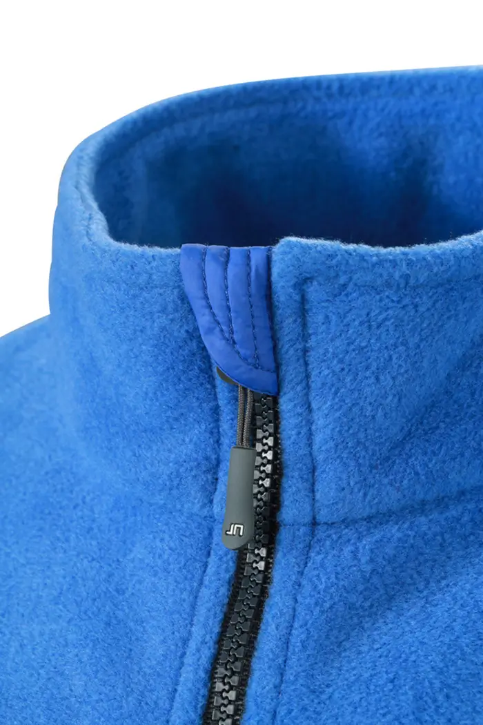 Detailbild Stehkragen der Daiber JN842 Fleecejacke, Farbe royal-navy